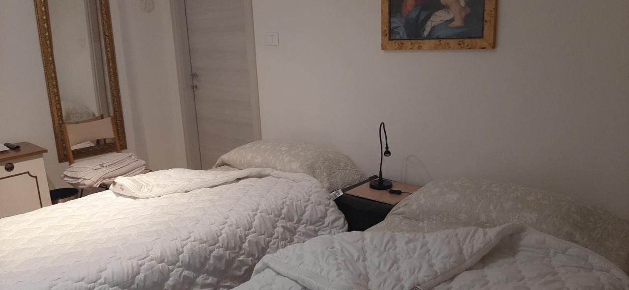 Casa Elia Apartment Анкона Екстериор снимка